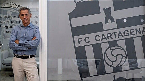 Víctor Alonso: «Lo que necesita el Cartagena es salvarse y yo creo que sí va a venir un inversor»