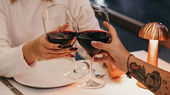 Por qué el vino no salvará tu corazón (salvo que tomes una dosis tóxica)