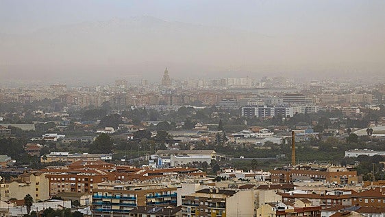 La calidad del aire en la Región de Murcia sigue cayendo en picado y arroja los peores registros de la semana