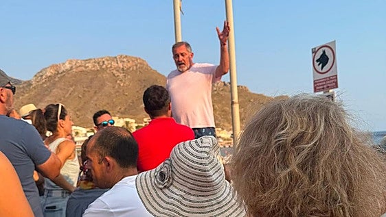 El PSOE de Águilas acusa a un edil del PP de Lorca de «alentar» la protesta por la posidonia de Calabardina
