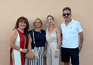 Conchi Barceló, Flori Martínez, Sonia Cabezos y José Marcos