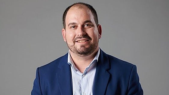 El alcalde de Los Alcázares deja una comisión de la FEMP en protesta por la concentración por Ceuta