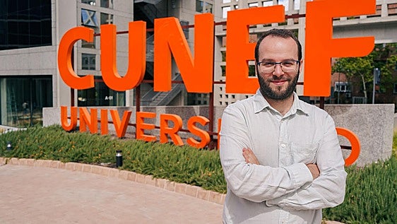Un matemático murciano ideó la vía con que OpenAI asegura haber resuelto uno de los problemas del milenio