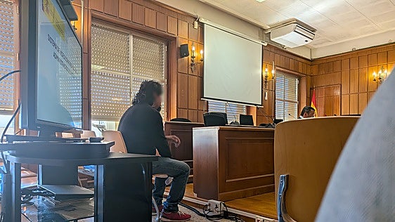 La Fiscalía pide casi 18 años de prisión para un hombre acusado de violar a su expareja en un descampado