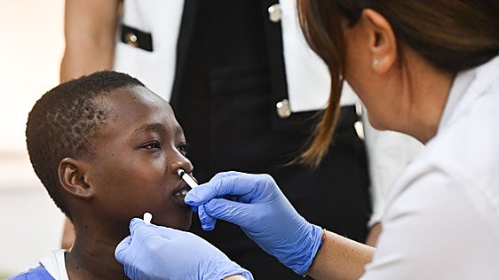 La covid se hace visible en el nuevo repunte de infecciones respiratorias en la Región de Murcia