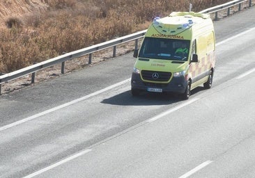 Muere una mujer en Altorreal al estrellarse la moto en la que viajaba de paquete