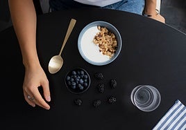 Este dietista desvela el error que cometes con el yogur y que te impide aprovechar todos sus beneficios.