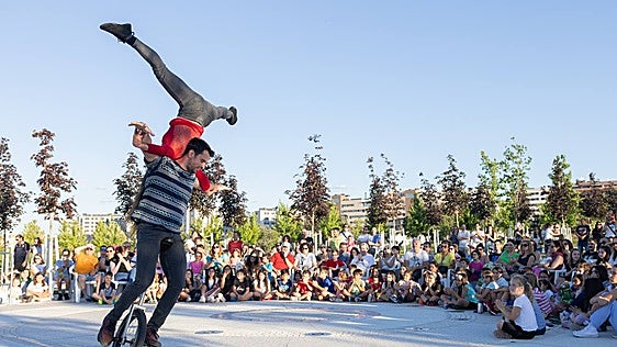 La poesía del circo llega a La Manga