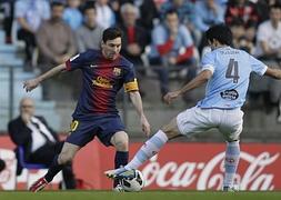Messi y Oubiña, dos de los goleadores del partido. / Efe