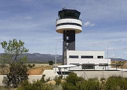 Torre de control del aeropuerto de Castellón. / Archivo