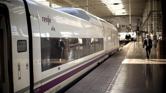 Un vagón del AVE, en la estación de Madrid. 