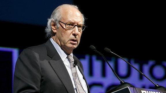 El exministro Miguel Boyer, en una conferencia en 2009.