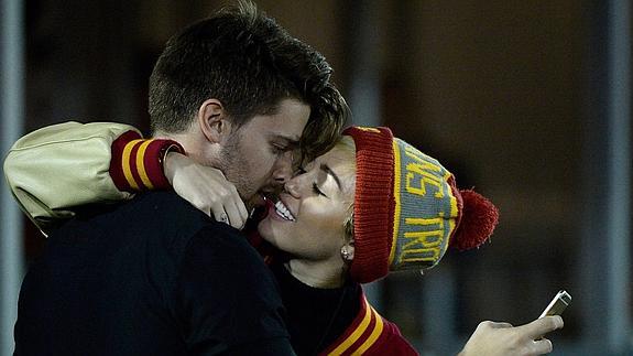 Miley Cyrus y Patrick Schwarzenegger. 