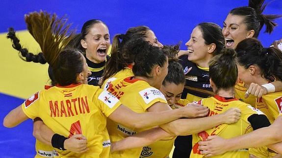 Las 'guerreras' celebran su pase a semifinales.