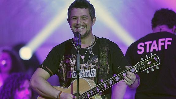 Alejandro Sanz. 