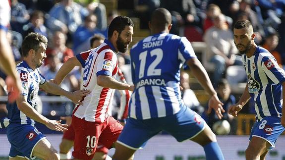 Un momento del Deportivo-Atlético. 