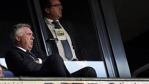 Carlo Ancelotti, en un palco durante el Espanyol-Madrid. 