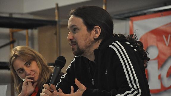 Tania Sánchez y Pablo Iglesias.