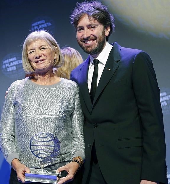 Alicia Giménez Bartlett y Daniel Sánchez Arévalo. 