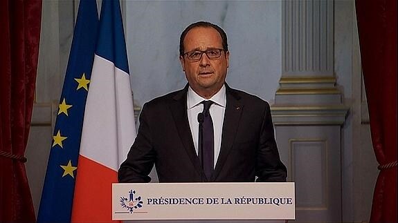 El presidente de Francia, François Hollande, durante su intervención tras los atentados.