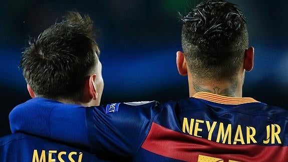 Messi y Neymar celebran un gol del Barça. 