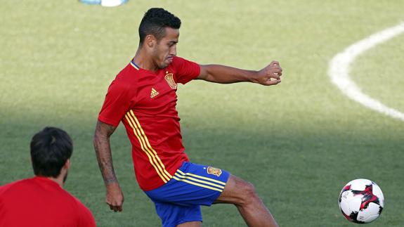 Thiago Alcántara, en un entrenamiento. 