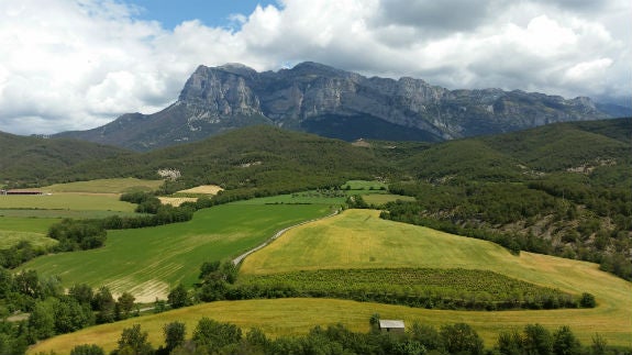 Vistas desde Pueyo de Araguás, en Huesca.