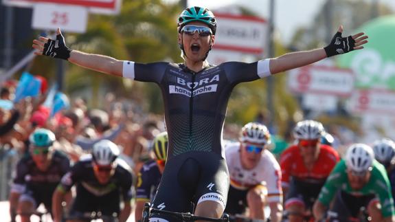 Lukas Pöstlberger celebra su victoria. Luca Bettini (Afp)