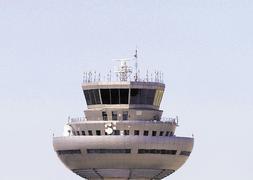 Los controladores irán a la huelga en la segunda quincena de agosto