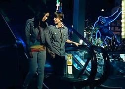 La chica de Justin Bieber en 'Baby' amenazada de muerte:: YouTube