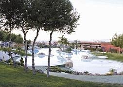 Vista de la urbanización de Santa Pola donde está la vivienda comprada por el inversor chino.