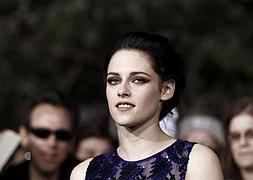 Kristen Stewart en una premier de "Crepúsculo" :: Matt Sayles / AP