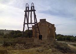 Conjunto minero de Los Burros, del que han desaparecido casi todos sus elementos metálicos. :: J. A. P.