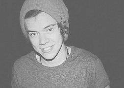 Harry Styles, miembro del grupo One Direction.::Twitter