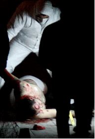 VIOLENCIA. Cadáver del joven tiroteado en Arganda. /EFE