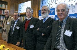 EXPERTOS. William M Briggs, José María Baldasano, Francisco García Novo, José Manuel Moreno y Antonio Cembrero. / EFE