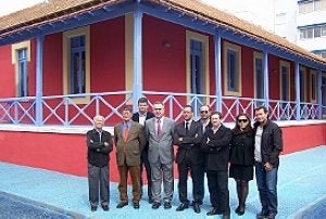 Juan Ramírez y Rafael González, delante del Huerto de Don Jorge. ::
LV