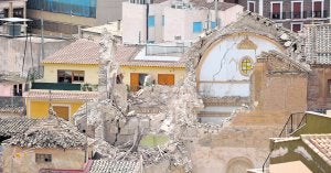 El Castillo y todas las iglesias, dañados