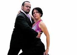 Irina Miró y Óscar Montenegro, en pleno baile. Foto: M. Herrero