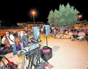 Concierto inaugural del Festival Nacional de Folklore, el pasado sábado en La Palma. ::                             A.C.