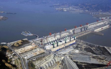 Un Yangtsé domado para ser el pulmón eléctrico de China