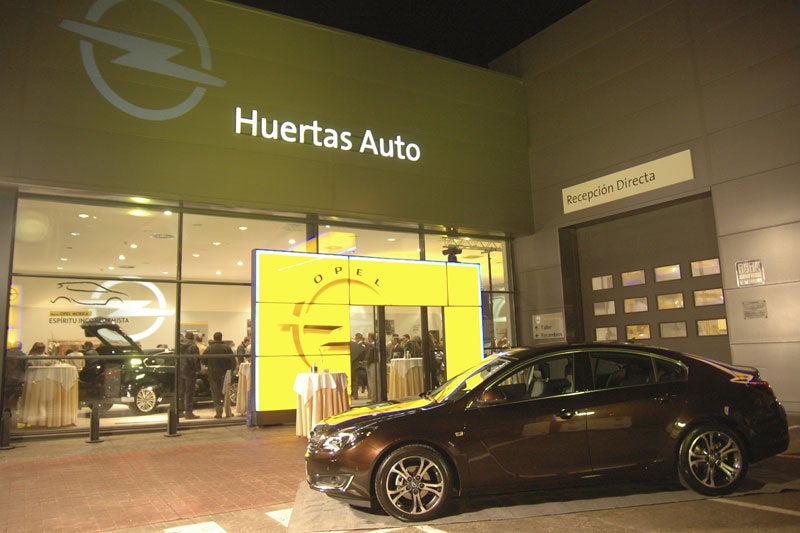 Huertas Auto se viste de gala para recibir el nuevo Opel Insignia