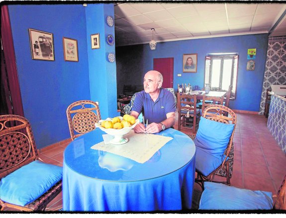 Alberto Garre, en su casa del Campo de Cartagena. :: josé maría rodríguez