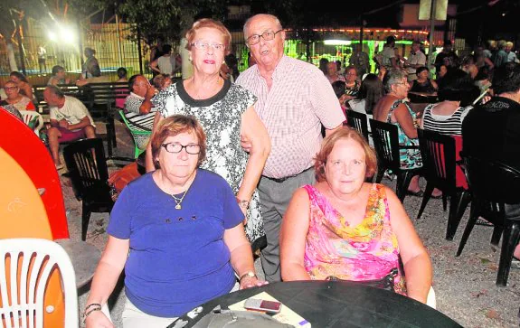 Rosario Villora, Paquita Solano, Fernando Egea y Quiteria Alcaraz. 