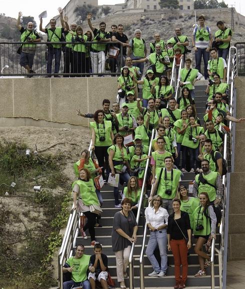 Foto de familia del II Maratón fotográfico de Orihuela. 