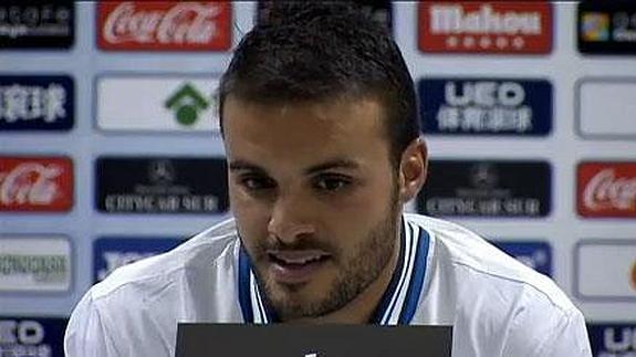 El jugador muleño, este domingo, durante la rueda de prensa. 