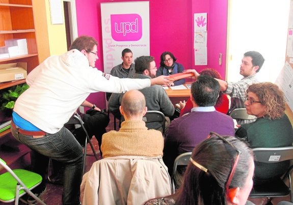 Una asamblea de militantes de UPyD celebrada en Cartagena en enero de 2013. 