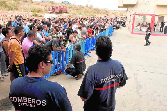 Las oposiciones municipales para cubrir 125 vacantes se retrasan al menos un año