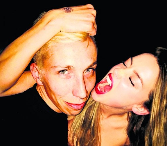 iO Tillett Wright y Amber Heard, en la foto compartida por la primera. :: i. t. w.