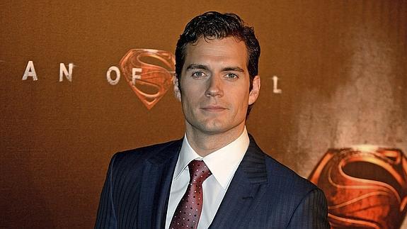 Cincuenta sombras más oscuras: Henry Cavill, posible nuevo fichaje